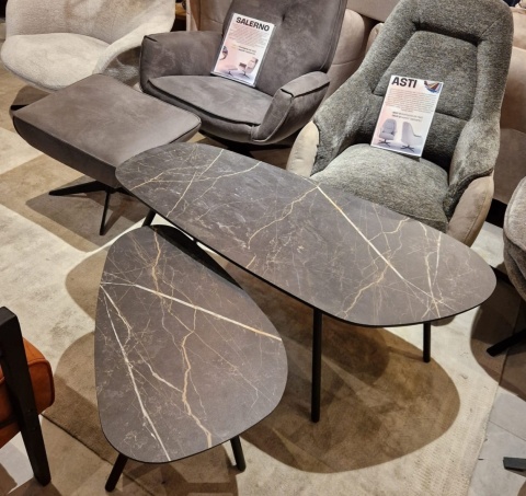 Zestaw dwóch stolików kawowych Palazio – Blat Primo Laminato o wyglądzie marmuru Onyx Zestaw dwóch stolików kawowych Palazio – Blat Primo Laminato o wyglądzie marmuru Onyx