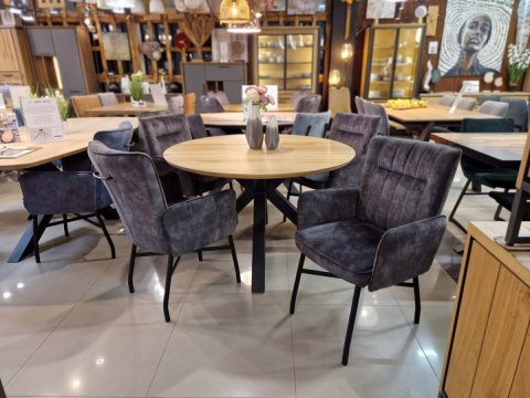 [K, od ręki] Okrągły stół dębowy Xooon Arvada 125 cm w kolorze naturalnym z wyborem nóg