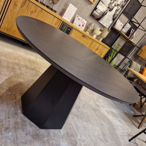 [K, od ręki] Okrągły stół dębowy Xooon Arvada 125 cm w kolorze naturalnym z wyborem nóg