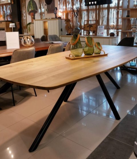(M) Stół Xooon Arvada 250 x 110 cm Oval lity dąb