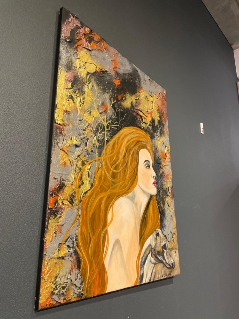 Obraz Ręcznie Malowany "Miedziana Aura" – Kobieta z Chartem 58x78 cm